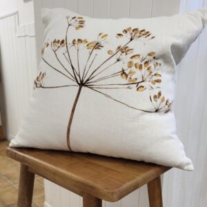Large Cow Parsley Seedhead Cushion